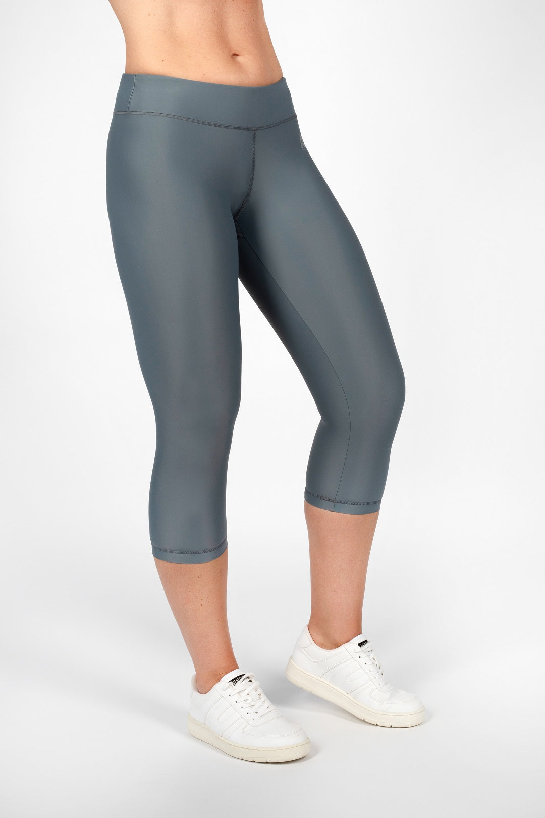 Graue 3/4 Leggings von anmila sportswear – Vorderansicht
