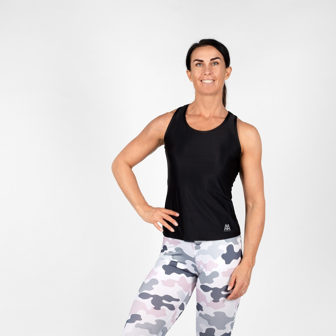 Schwarzes Tank Top von anmila sportswear – Vorderansicht