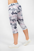 Camouflage Design 3/4 Leggings von anmila sportswear – Rückansicht