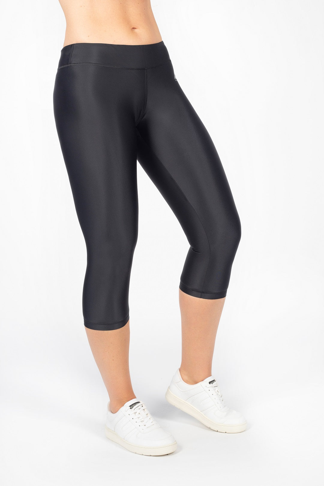 Schwarze 3/4 Leggings von anmila sportswear – Vorderansicht