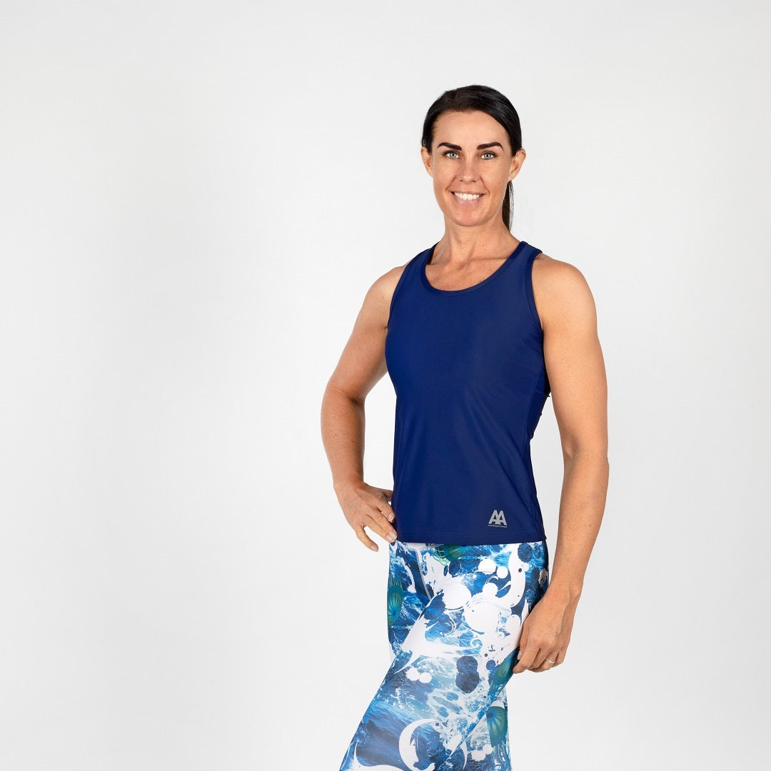 Blaues Tank Top von anmila sportswear – Vorderansicht