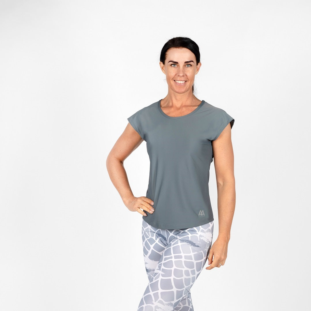 Graues TShirt von anmila sportswear – Vorderansicht